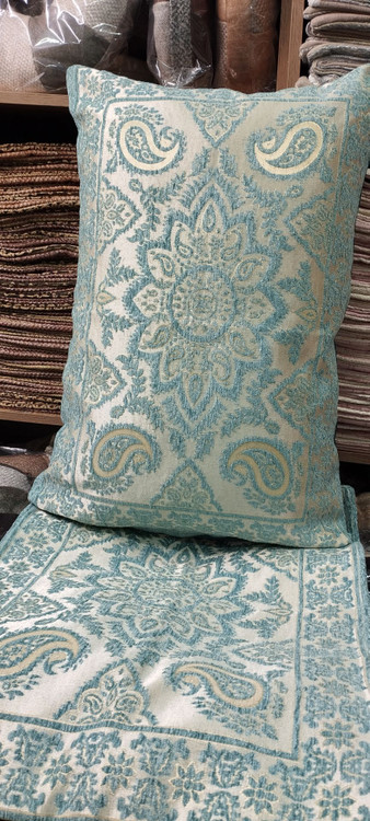 روبالشتی مخمل مغزی دوزی شده طوسی ابی